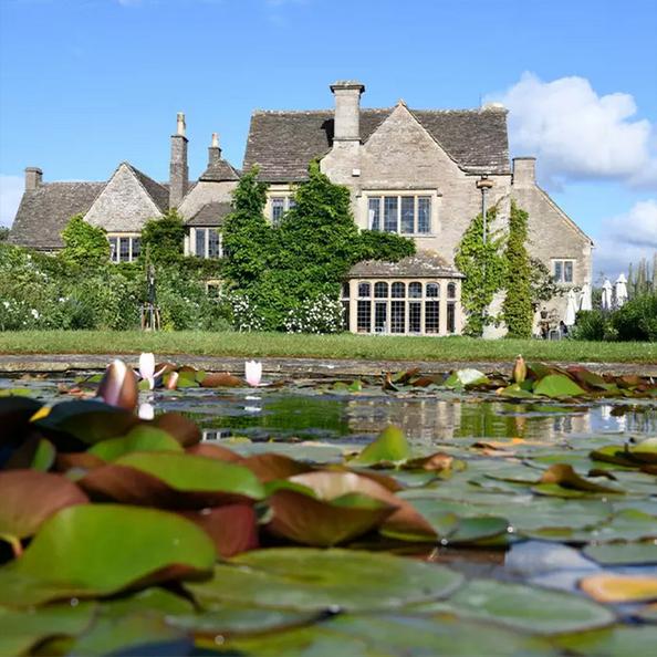 An image of Cotswolds manor