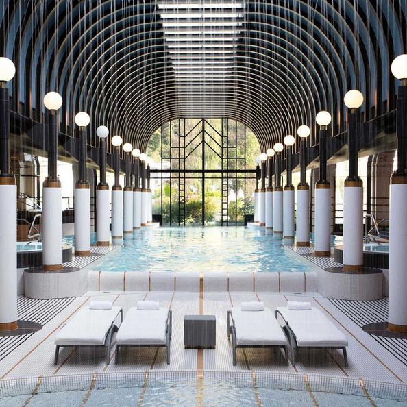 Image of the Victoria Jungfrau hotel's swimming pool in Interlaken, Switzerland