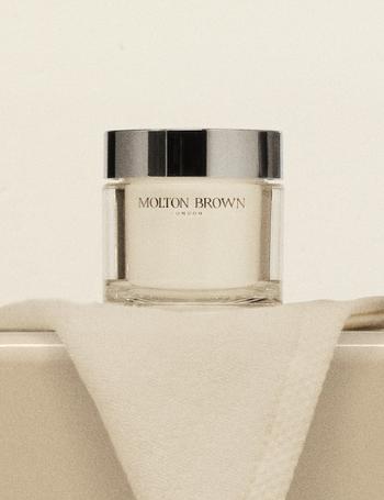molton brown tobacco absolute candle Three Wick 480 G Home & Kitchen wine and bergamot form the top note Molton Brown Molton Brown Tobacco