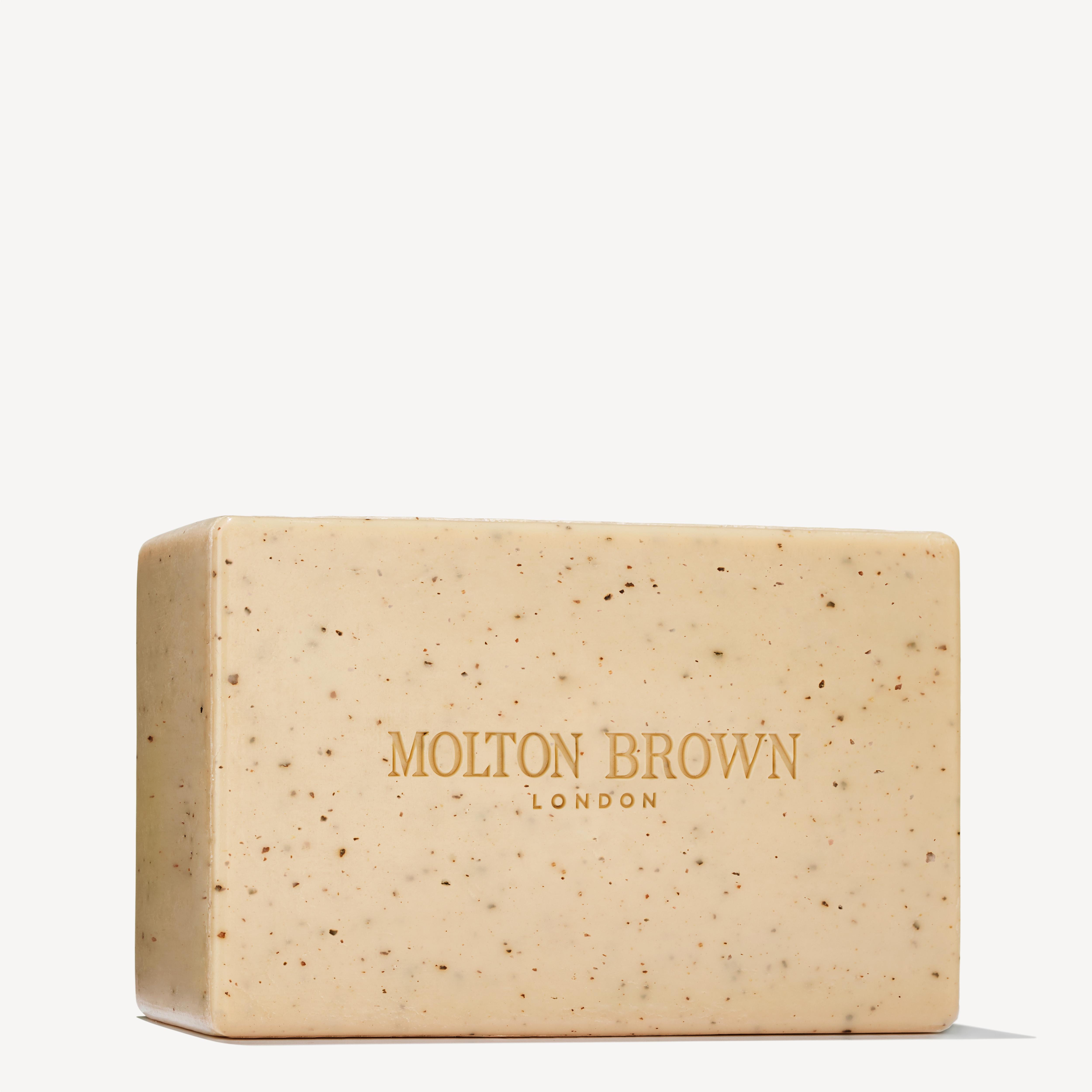 Molton Brown Re-charge Black Pepper Bodyscrub Bar 250g