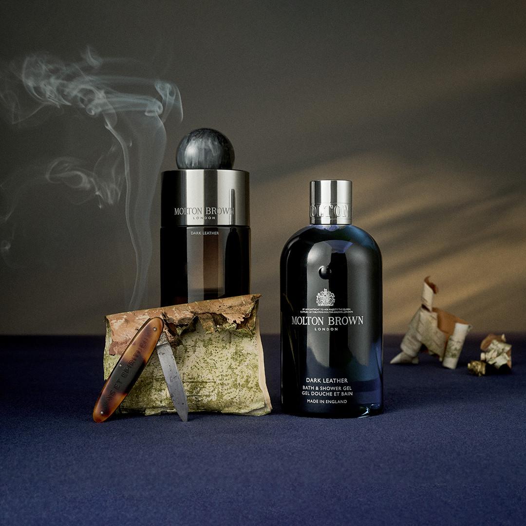 Dark Leather Bade- und Duschgel | Molton Brown DE