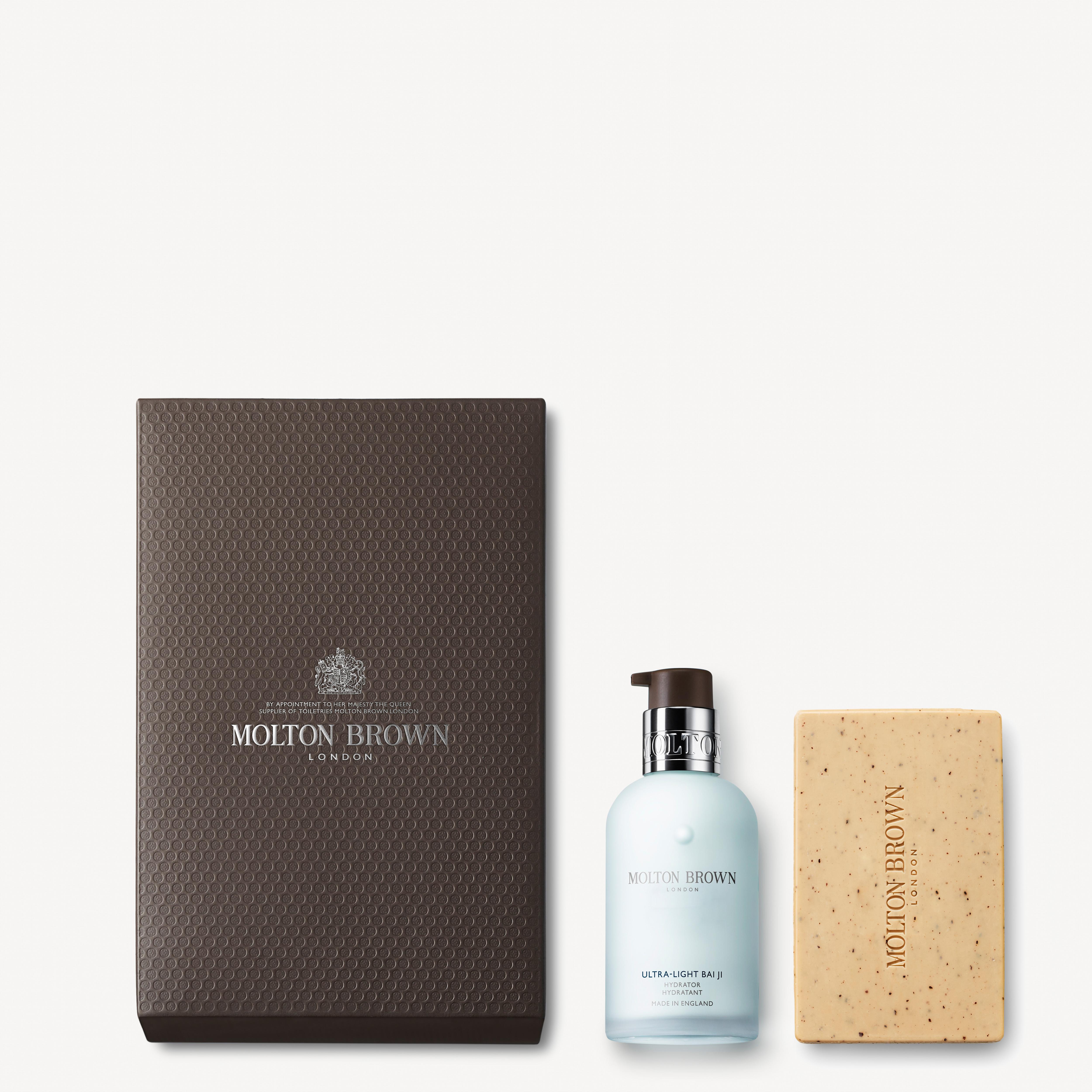 Molton Brown Men’s Grooming & Body Care Gift Set