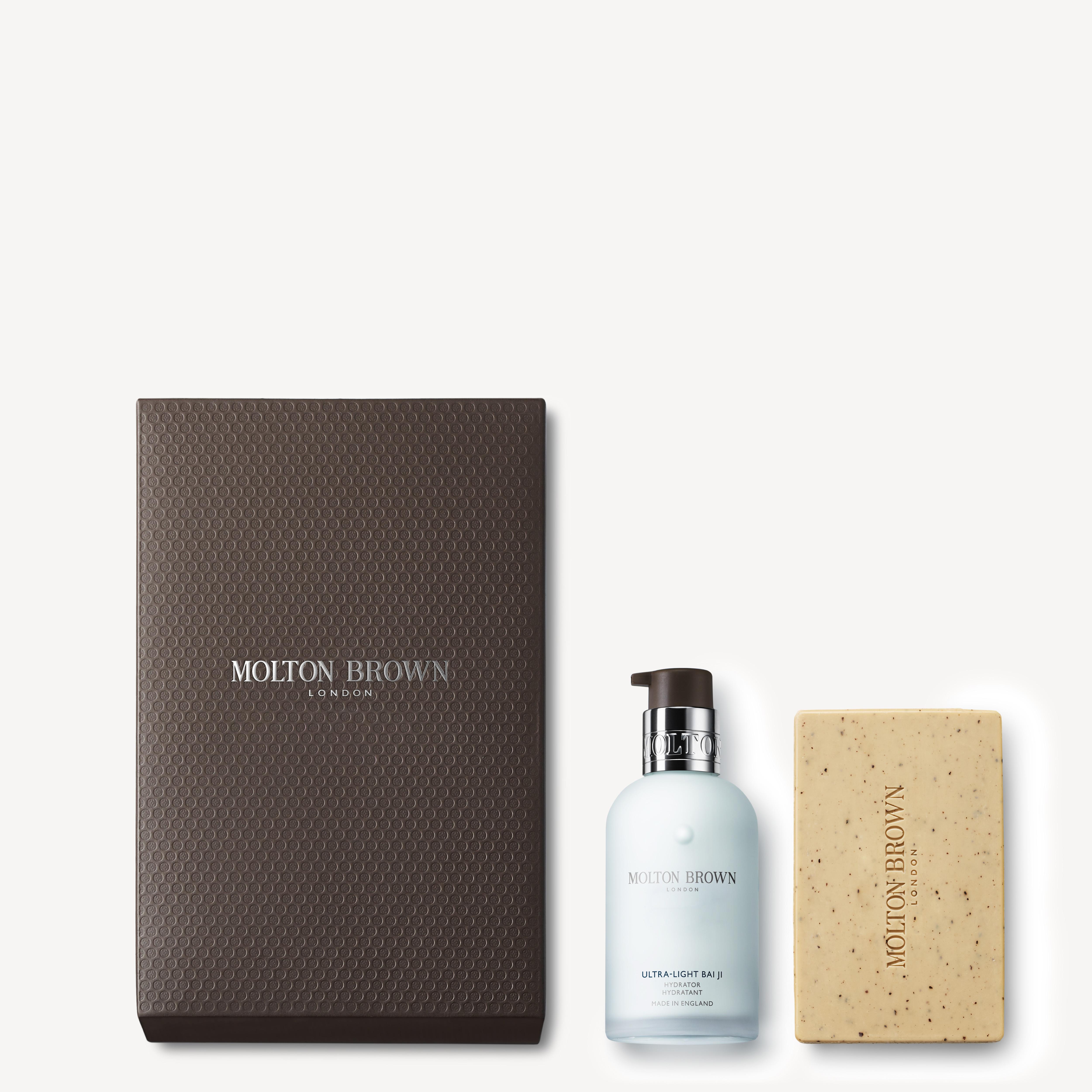 Molton Brown Men’s Grooming & Body Care Gift Set