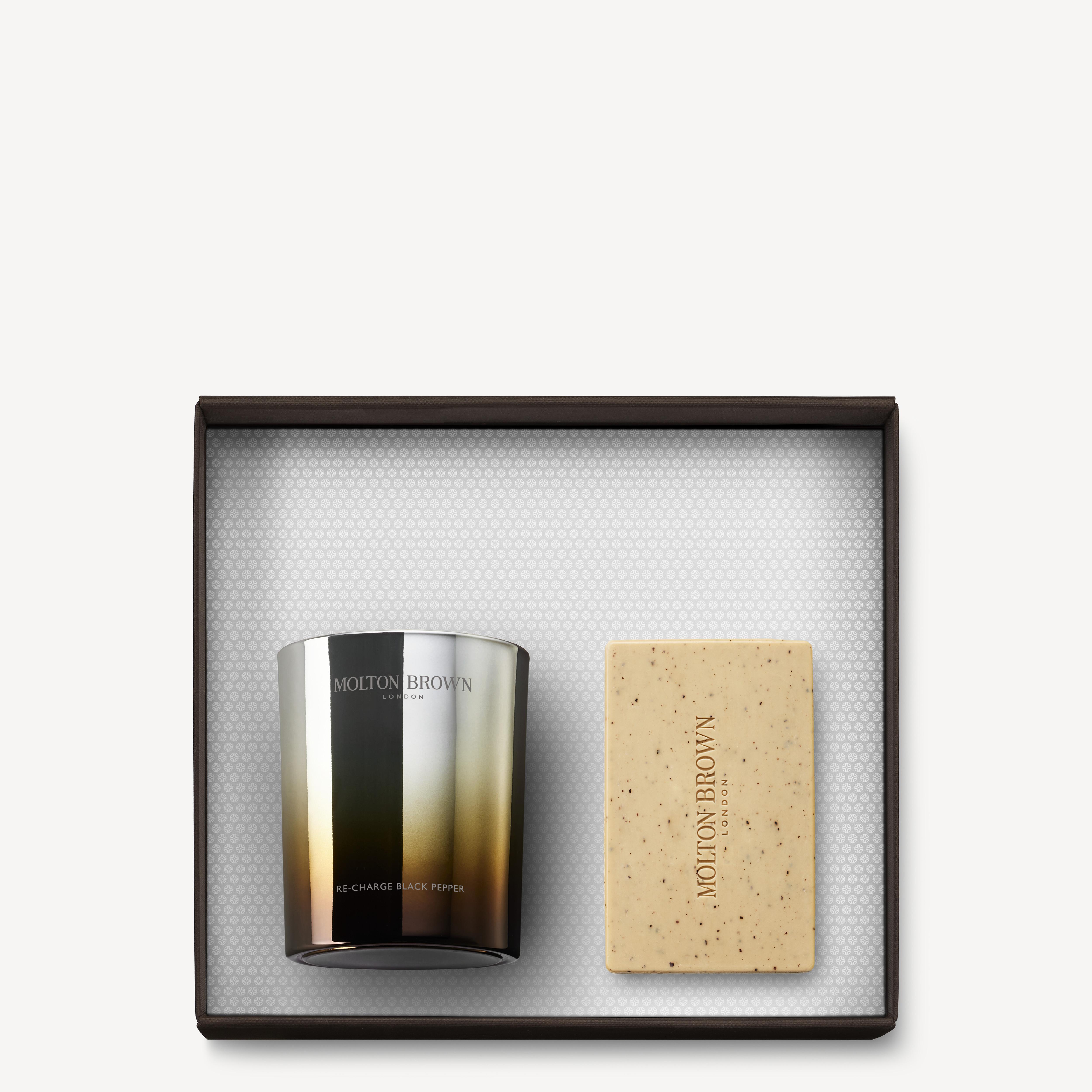 Molton Brown DE Re-charge Black Pepper Limited Edition Design Candle & Body Scrub Gift Set